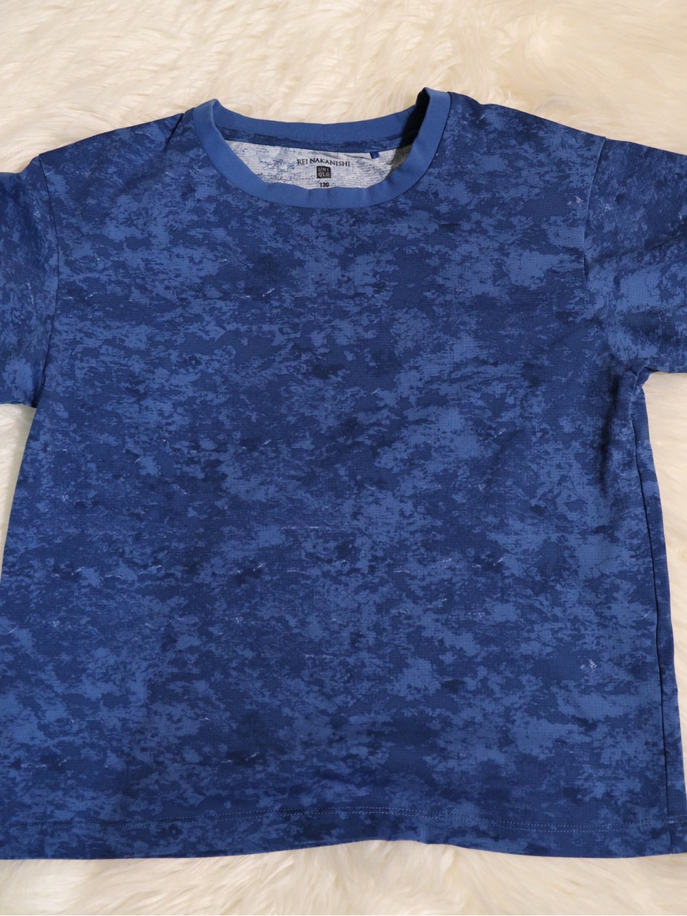 Uniqlo Blue Patterned Crew Neck T-Shirt